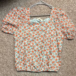 Solitaire Coral Floral Square-Neck Puff Sleeve Top on Mint